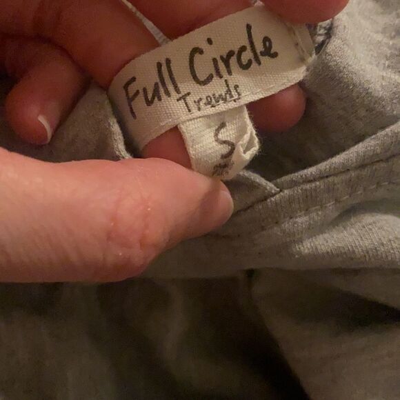 Full Circle Trends Distressed Ripped Slashed Hoodie Grey Shirt size S small - Picture 4 of 5